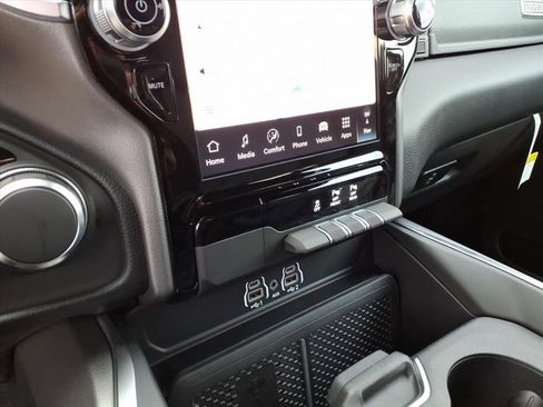 New 2026 RAM 1500 Big Horn image 25