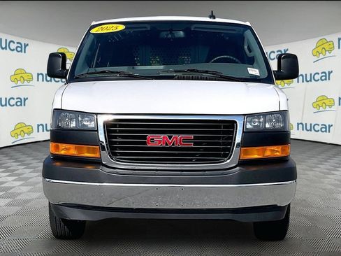 Used 2025 GMC Savana 2500 w/ Driver Convenience Package RWD image 2