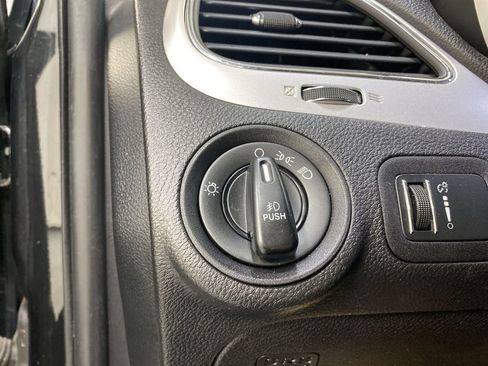 Used 2012 Dodge Journey SXT w/ Popular Equipment Group FWD image 24