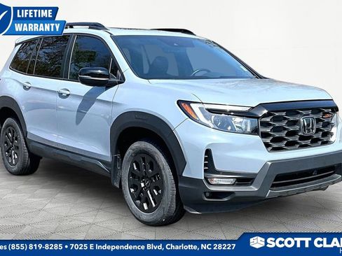 Used 2022 Honda Passport TrailSport image 1