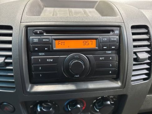 Used 2008 Nissan Frontier SE w/ Power Pkg image 15