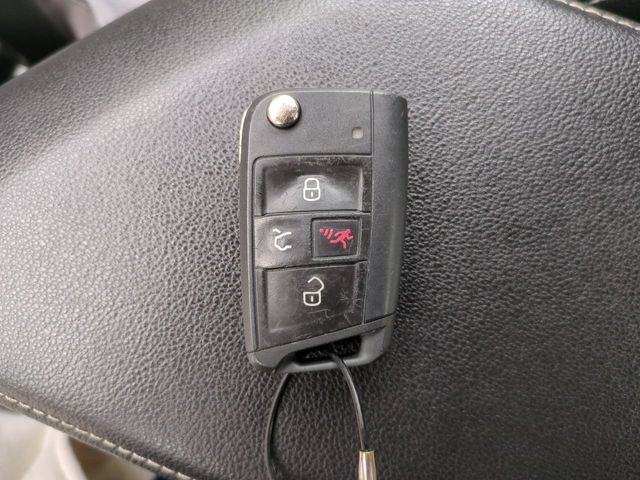 Used 2025 Volkswagen Jetta Sport FWD image 26