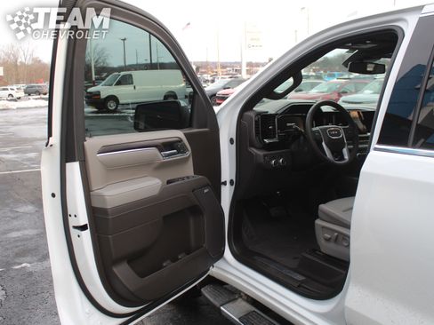 Certified 2025 GMC Sierra 1500 SLT w/ SLT Premium Plus Package image 10