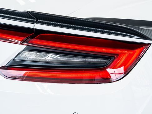 Used 2018 Acura NSX image 32