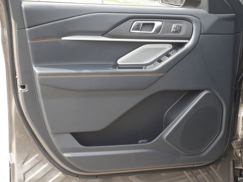 New 2026 Ford Explorer Tremor AWD/4WD image 40