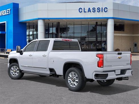 New 2026 Chevrolet Silverado 2500 High Country w/ High Country Premium Package AWD/4WD image 3