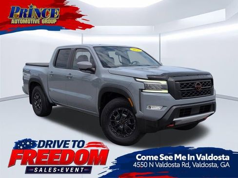 Used 2022 Nissan Frontier Pro-X w/ Pro-X Premium Package RWD image 1