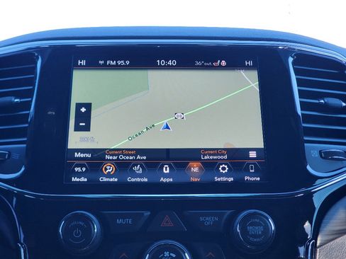 Certified 2021 Jeep Grand Cherokee Laredo X image 10