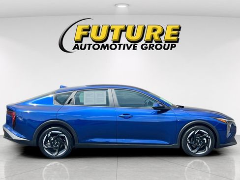 Used 2025 Kia K4 EX image 3