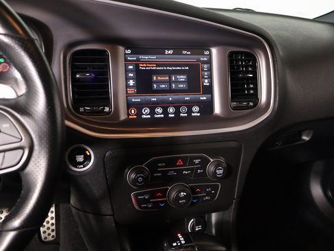 Used 2022 Dodge Charger R/T w/ Driver Convenience Group image 5