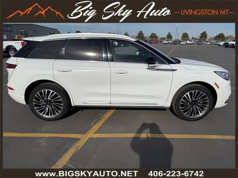 Used 2021 Lincoln Corsair Reserve w/ Equipment Group 201A image 6