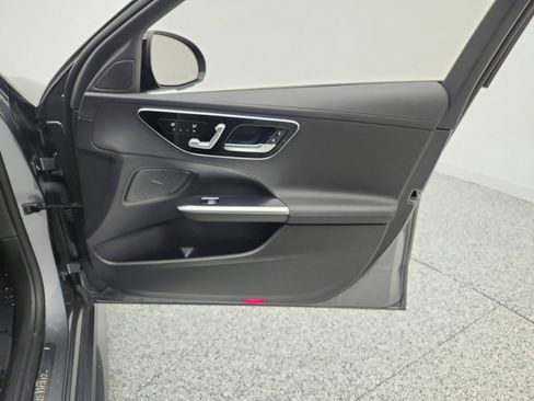 Used 2023 Mercedes-Benz C 300 Sedan image 21