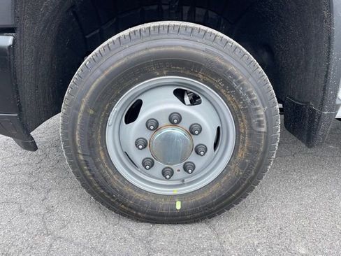 New 2026 Chevrolet Silverado 3500 W/T AWD/4WD image 5