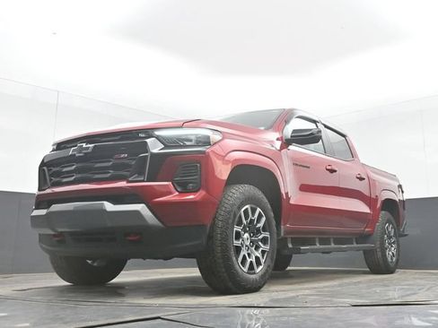 Used 2024 Chevrolet Colorado Z71 w/ Z71 Convenience Package 2 AWD/4WD image 44