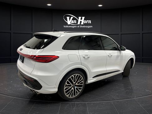 Used 2025 Audi SQ5 Premium Plus AWD/4WD image 7
