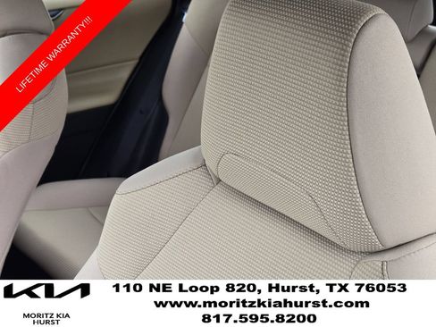 Used 2024 Toyota RAV4 LE AWD/4WD image 20