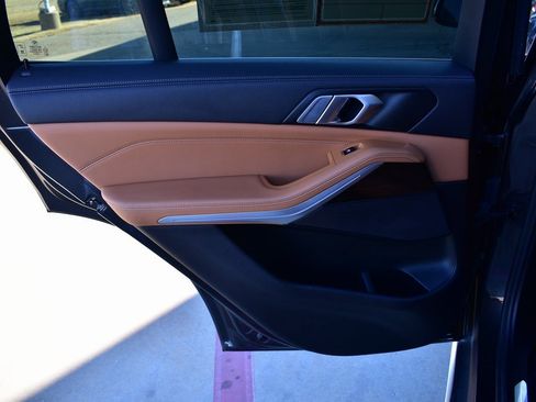 Used 2023 BMW X5 xDrive40i image 18