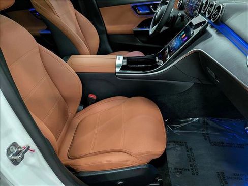 Used 2025 Mercedes-Benz C 300 Sedan image 22