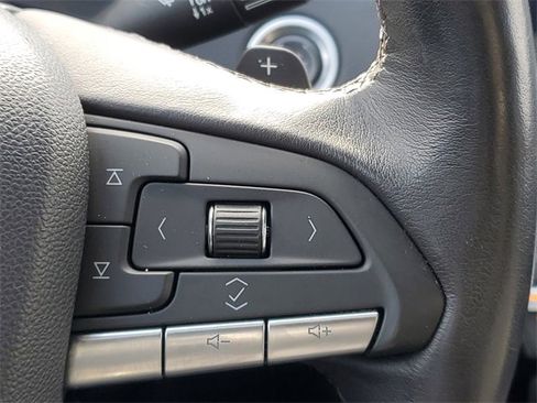 Certified 2023 Cadillac XT4 Premium Luxury w/ Cold Weather Package image 18