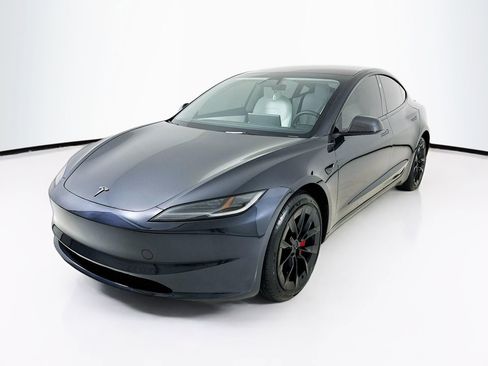 Used 2025 Tesla Model 3 Long Range image 3