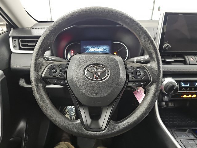 Certified 2025 Toyota RAV4 LE AWD/4WD image 19