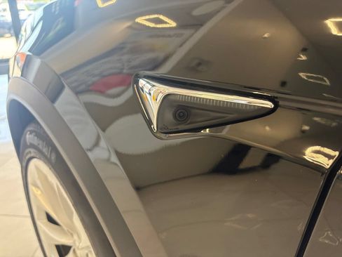 Used 2020 Tesla Model X AWD/4WD image 18