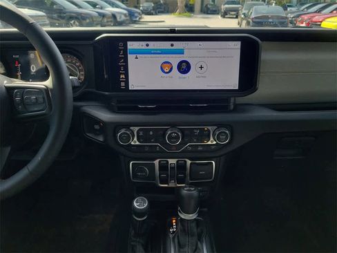 Used 2024 Jeep Wrangler Sport S image 14