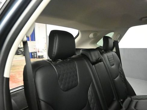 Certified 2024 Ford Edge Titanium image 26