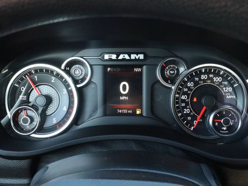 Used 2022 RAM 2500 Big Horn image 32