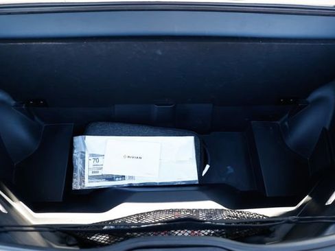 Used 2022 Rivian R1T Launch Edition image 27