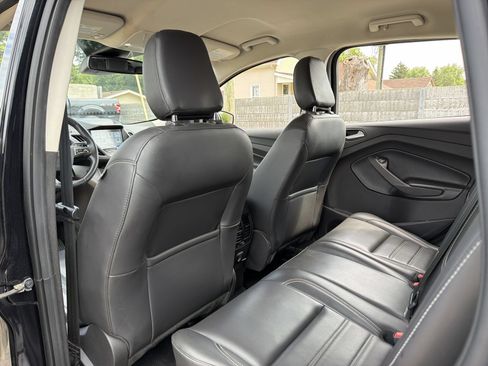 Used 2019 Ford Escape SEL FWD image 18