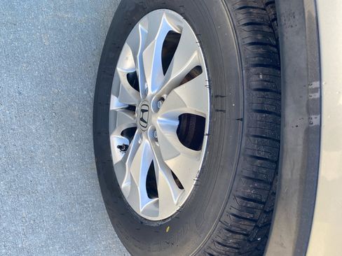 Used 2012 Honda CR-V EX-L image 9