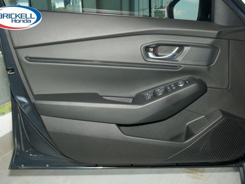 Certified 2025 Honda Accord SE image 12