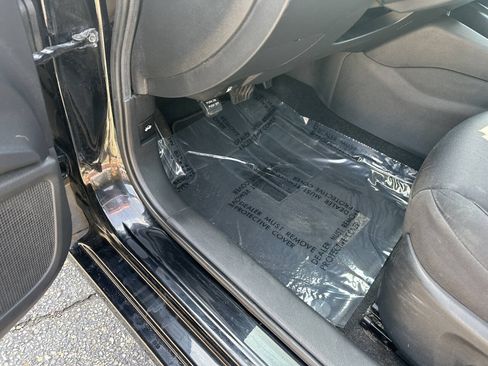 Used 2019 Nissan Altima 2.5 S FWD image 16