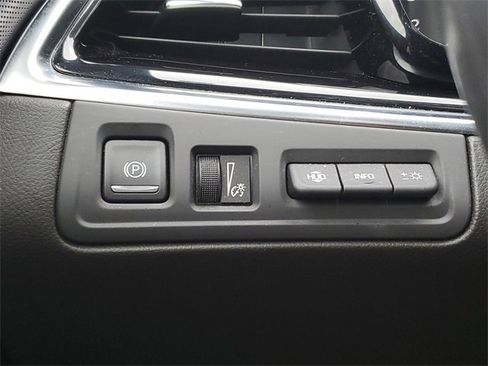 Certified 2022 Cadillac XT6 Premium Luxury w/ Technology Package image 25