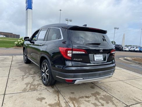 Used 2021 Honda Pilot Touring image 9