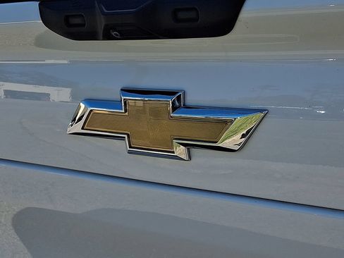 Used 2025 Chevrolet Silverado EV LT AWD/4WD image 30