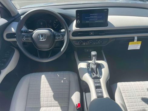New 2026 Honda HR-V EX-L image 11