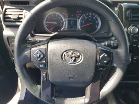 Used 2019 Toyota 4Runner TRD Off-Road image 20