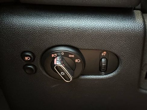 Used 2021 MINI Cooper S w/ 6.5" Touchscreen Package FWD image 29