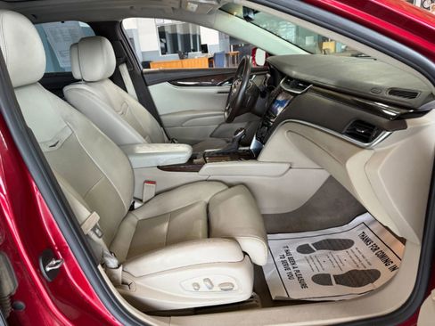 Used 2014 Cadillac XTS Premium image 11