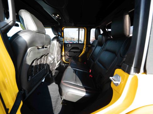 Used 2019 Jeep Wrangler Unlimited Rubicon image 23