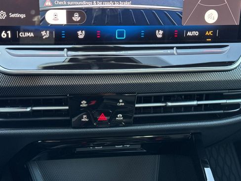 New 2025 Volkswagen GTI SE image 19