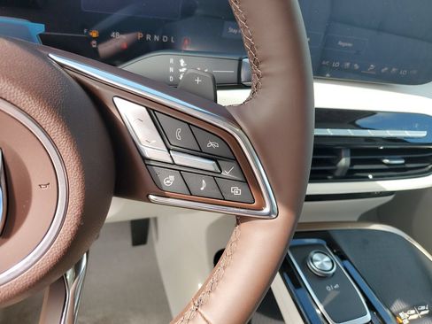 New 2026 Buick Enclave Avenir w/ Super Cruise Package FWD image 28