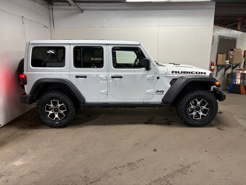 Used 2020 Jeep Wrangler Unlimited Rubicon AWD/4WD image 4