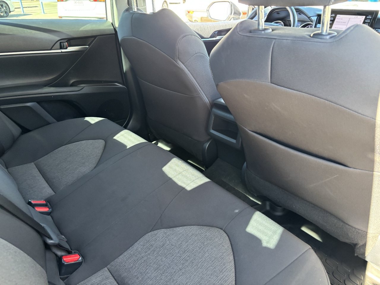 Used 2023 Toyota Camry LE FWD image 11