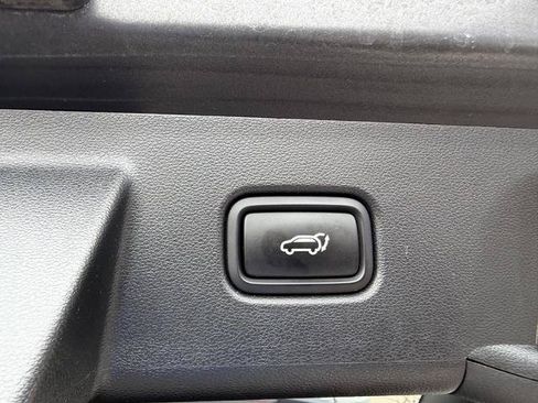 Used 2023 Hyundai Tucson Limited FWD image 8
