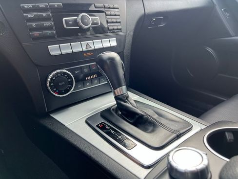Used 2014 Mercedes-Benz C 250 Sedan image 43