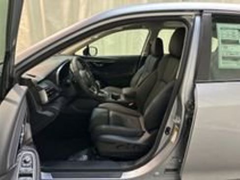 Certified 2025 Subaru Legacy Limited image 4