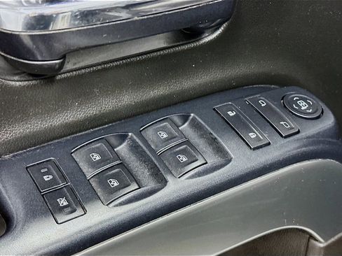 Used 2016 Chevrolet Silverado 2500 LT AWD/4WD image 14